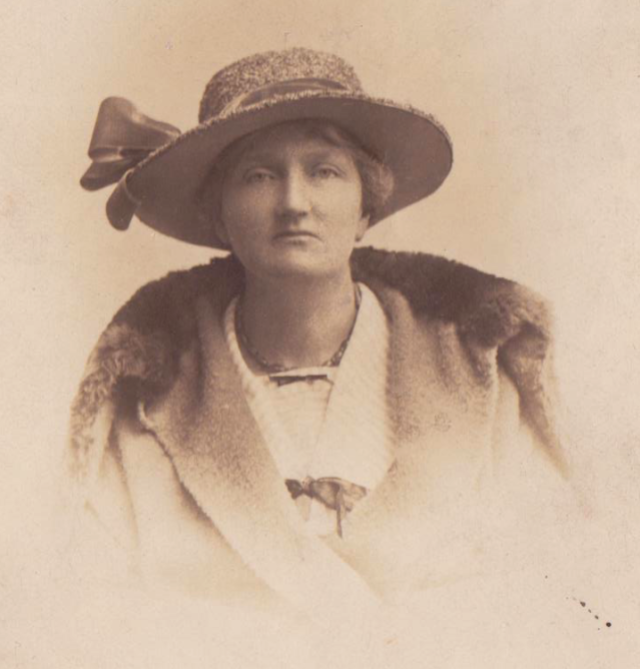 Nina Astley (Corbet), c.1917